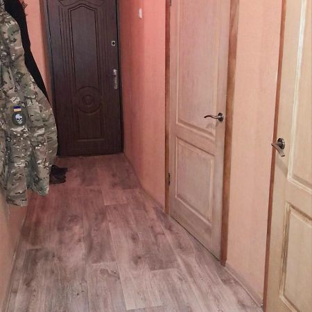 Two-Bedroom Apartment Pokrovskaya, 48 Izjum Kültér fotó